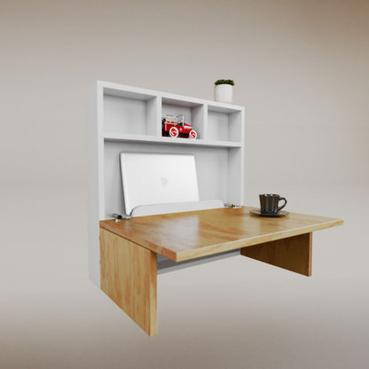 Luisa Cuadrado Desk