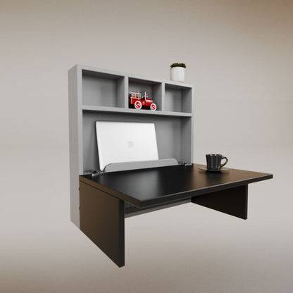 Luisa Cuadrado Desk