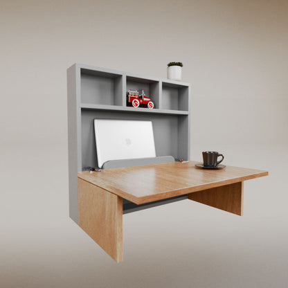 Luisa Cuadrado Desk