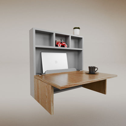 Luisa Cuadrado Desk