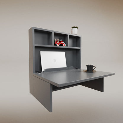 Luisa Cuadrado Desk