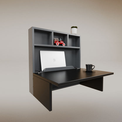 Luisa Cuadrado Desk