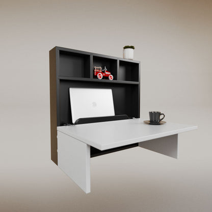 Luisa Cuadrado Desk