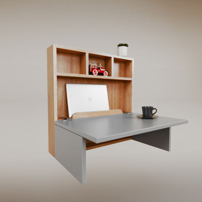 Luisa Cuadrado Desk
