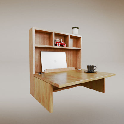 Luisa Cuadrado Desk