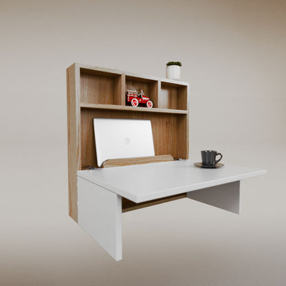 Luisa Cuadrado Desk