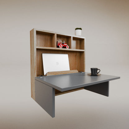 Luisa Cuadrado Desk